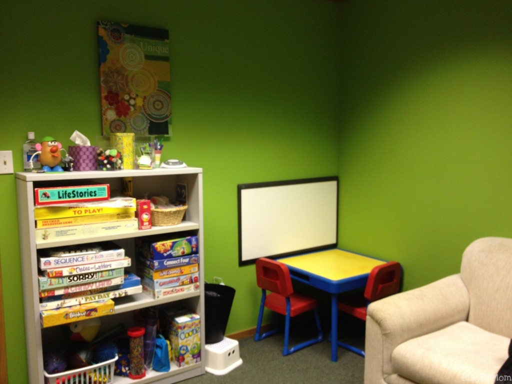 What a Play Therapy Room Looks Like (new office) Play Dr Mom